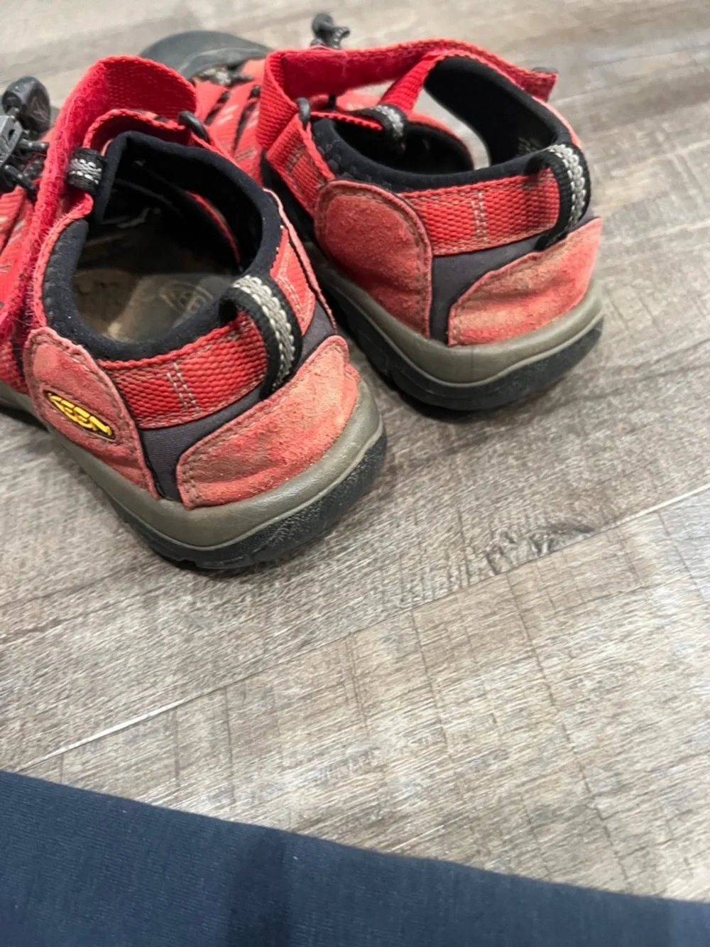 KEEN Kids Red and Black Closed-Toe Outdoor Sandals